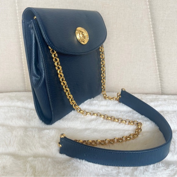 VINTAGE CHLOE Navy Blue Epi Leather Gold Chain Small Crossbody / Clutch - Picture 4 of 16